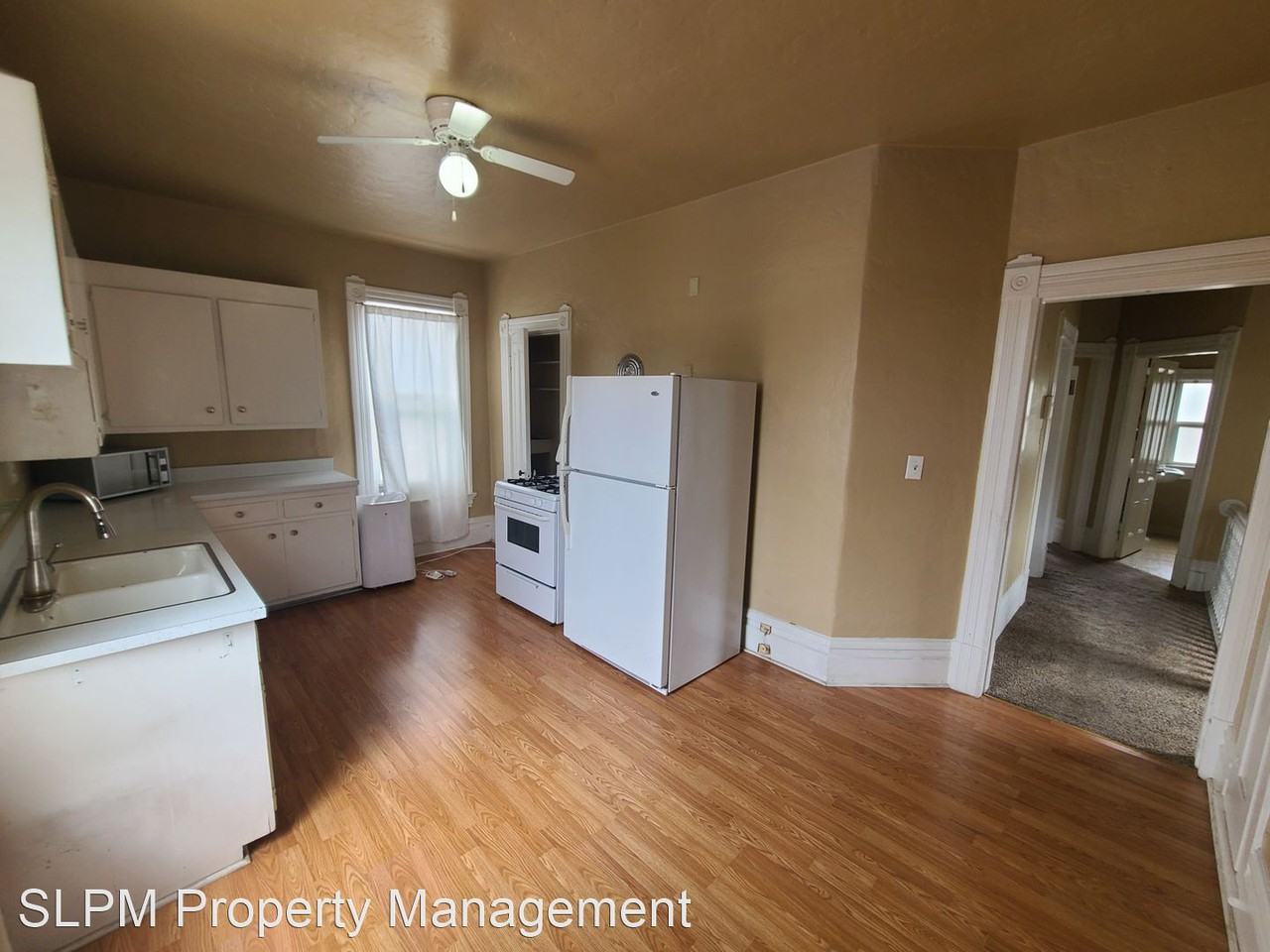 22772 Templeton St Uppr - Photo 2 of 7