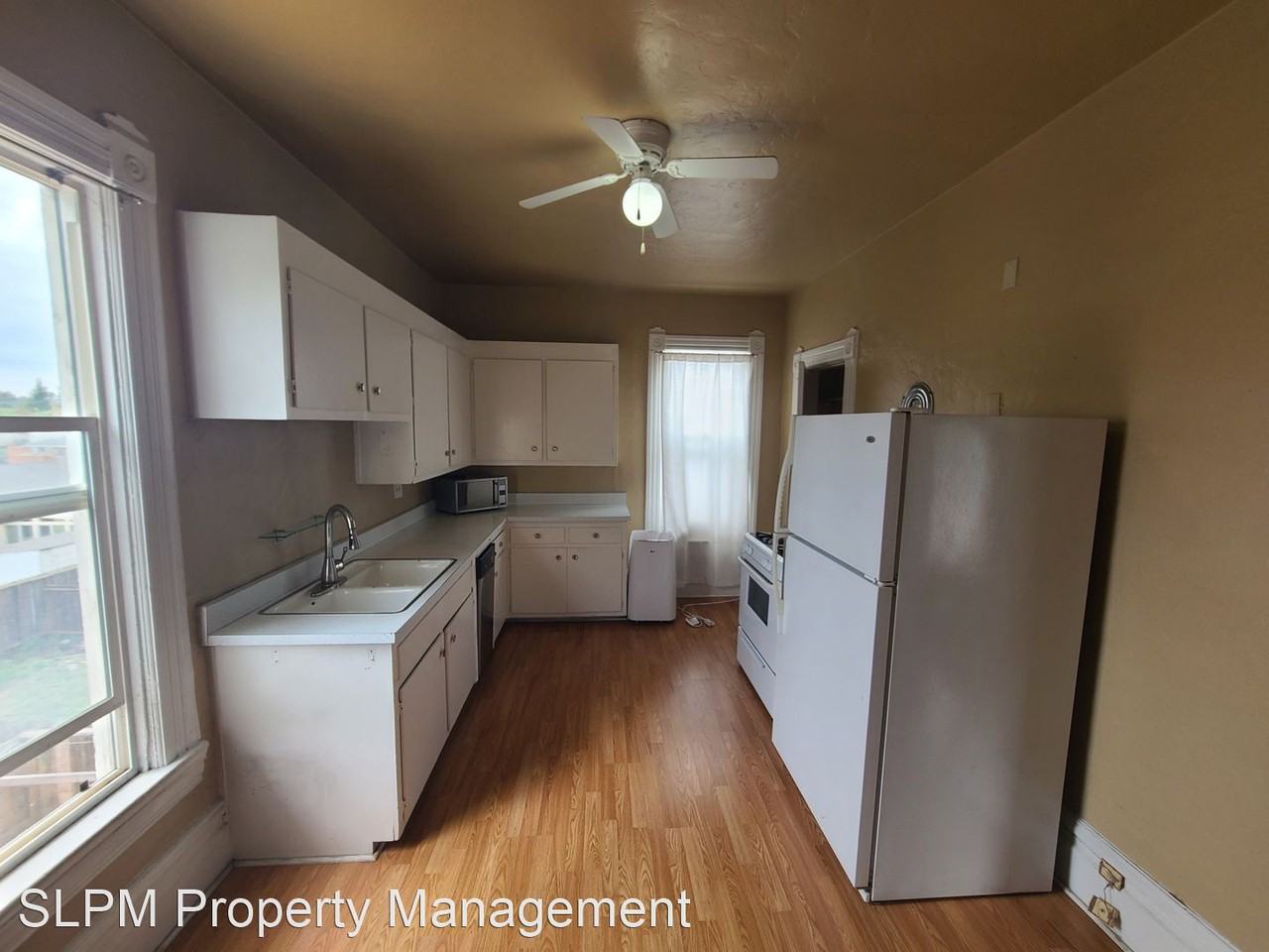 22772 Templeton St Uppr - Photo 3 of 7