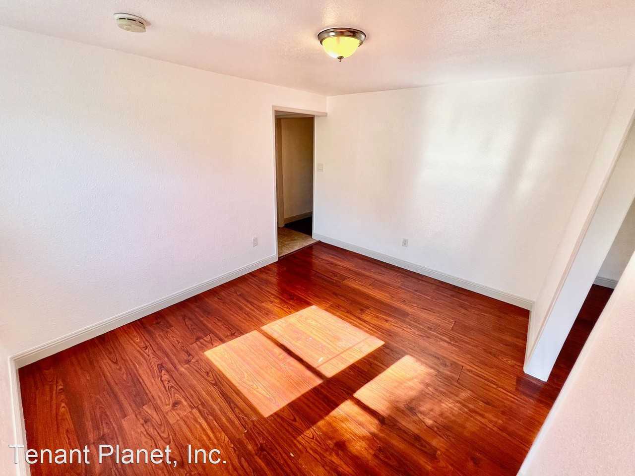 871 21st Street - Photo 2 of 14