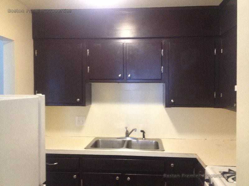 Bridge St #6 - Photo 3 of 11