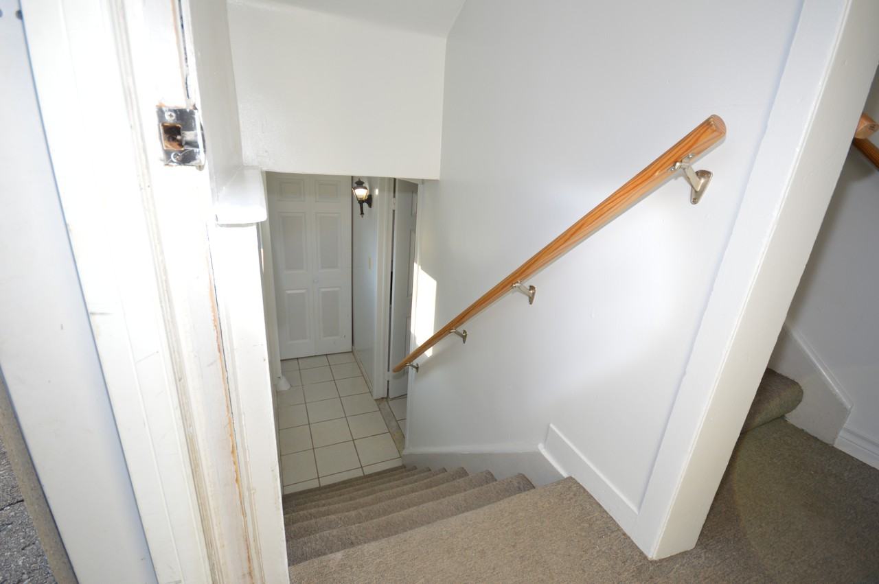 9 Rogers Rd - Photo 3 of 14