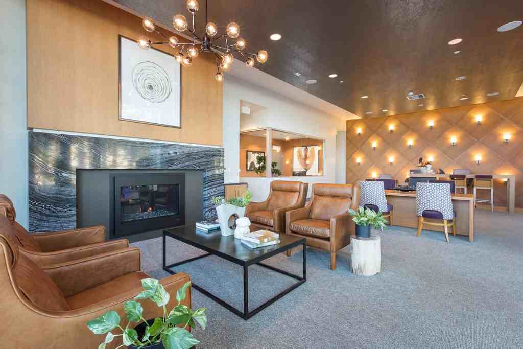 The Standard (CA) - Photo 2 of 41