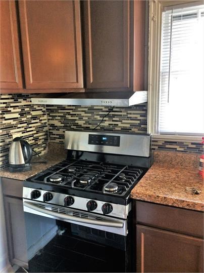 Chamberlayne 4814 Apt B-Lower - Photo 3 of 10