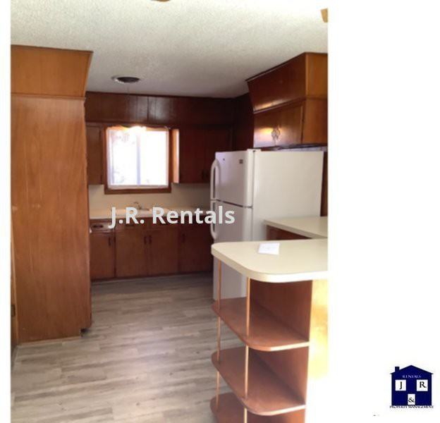 515 S 9th St - Photo 5 of 13