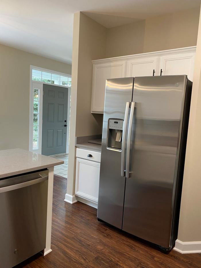 282 Whitfield Dr - Photo 3 of 11