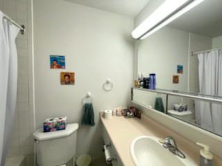 40 Gerrard Street East - Photo 2 of 5