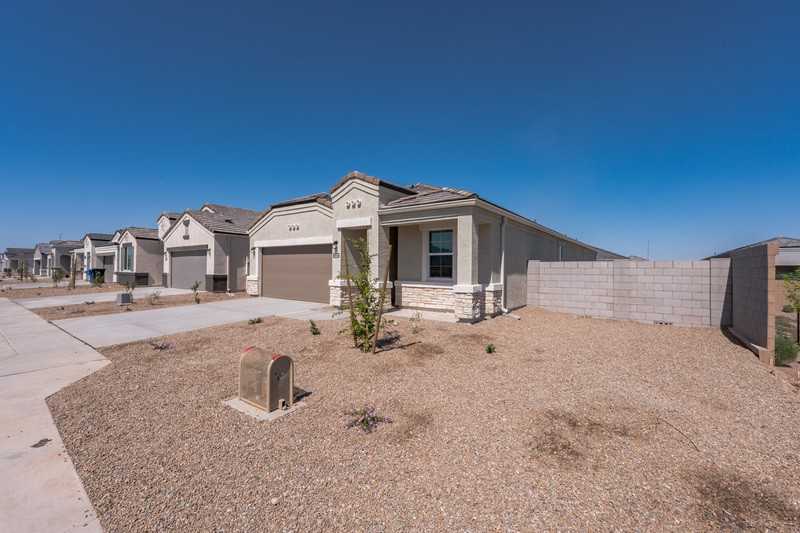 5322 W Western Star Blvd - Photo 3 of 31