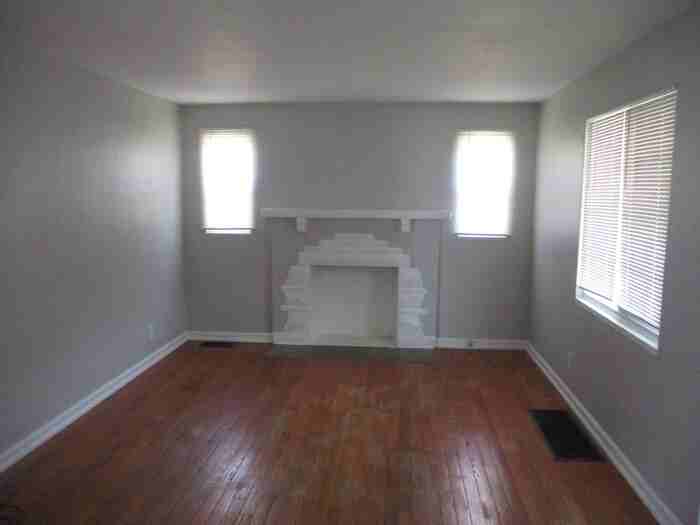 1525 Patterson Rd - Photo 2 of 13