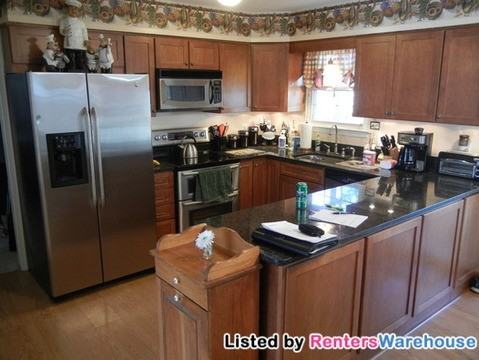 3950 Christopher Way - Photo 2 of 15
