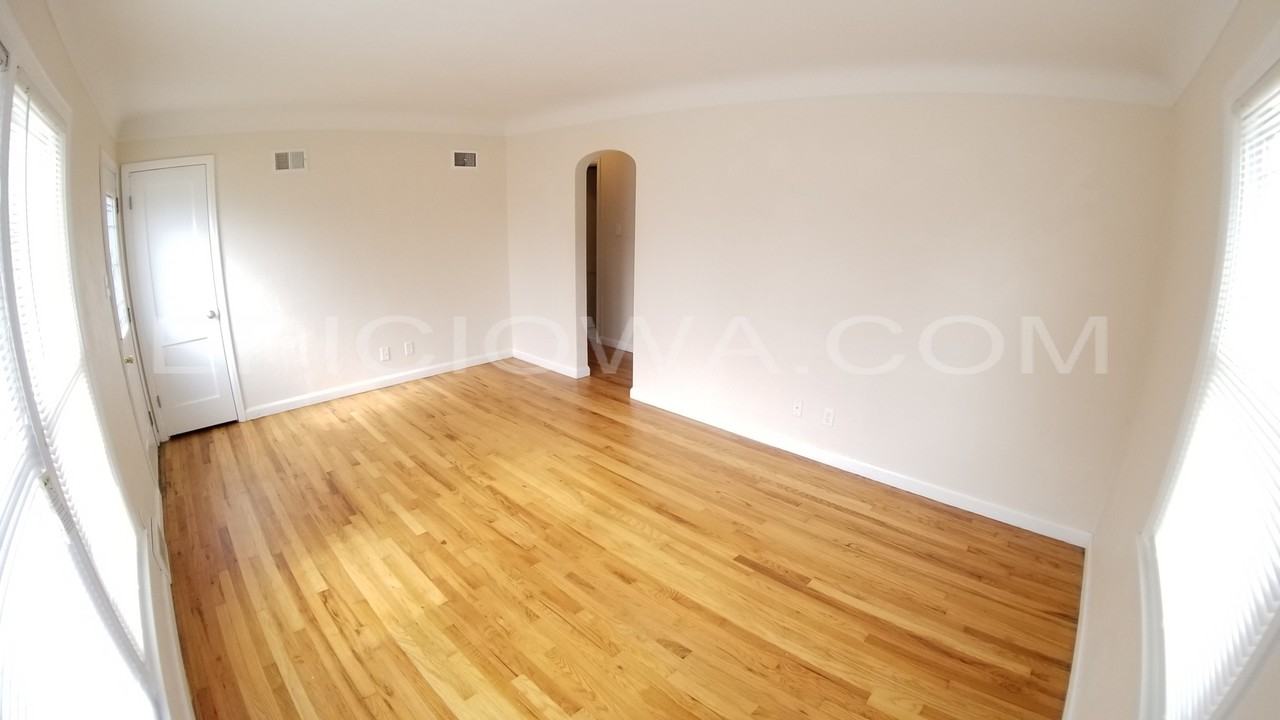 1904 Williams Blvd Sw #1 - Photo 3 of 14