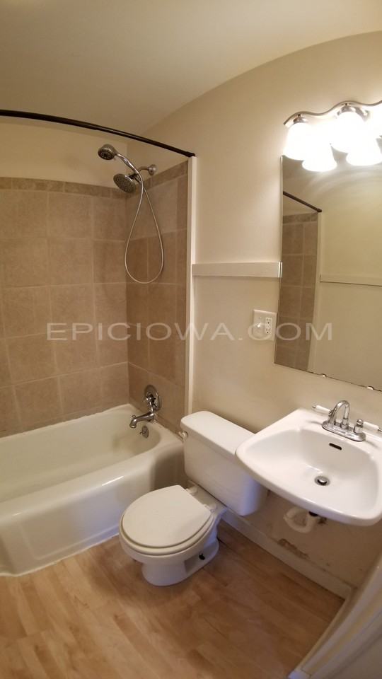 1904 Williams Blvd Sw #1 - Photo 6 of 14