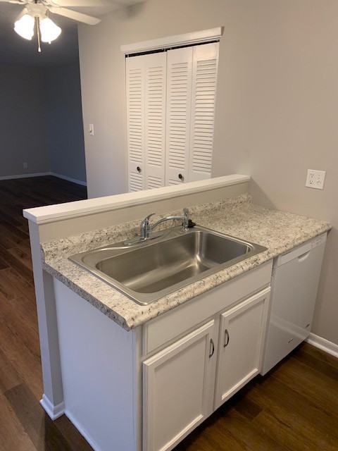 3320 Lupine Dr - Photo 4 of 10