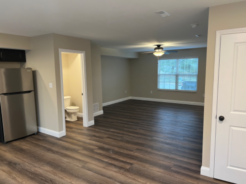 235 Bradford Ln - Photo 3 of 11