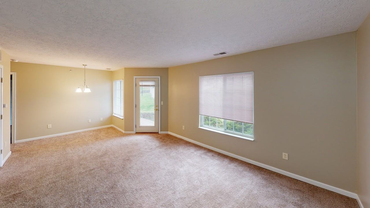 Oxford Hill - Photo 2 of 60