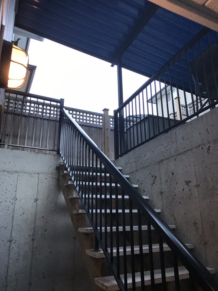 61a Ave & 147B St - Photo 5 of 24