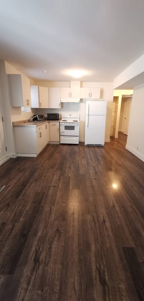61a Ave & 147B St - Photo 3 of 24