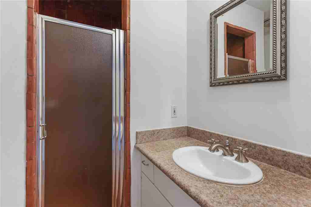 5003 Yoakum Blvd - Photo 2 of 21