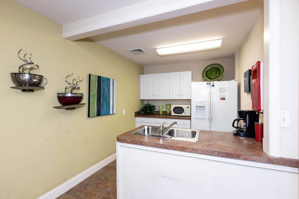 Mariners Cove Apartments 832 Blackfriars Drive, Virginia Beach, VA