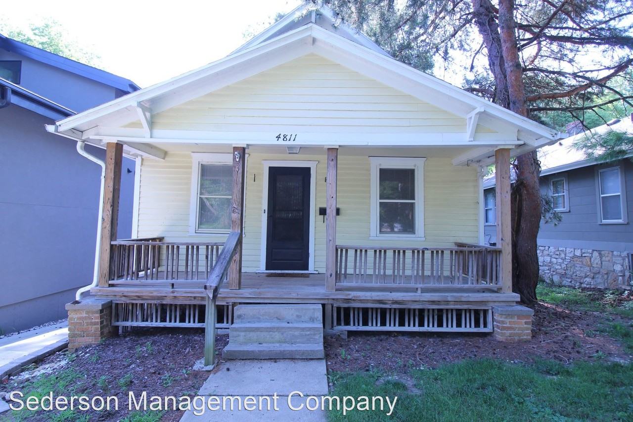 4811 State Line Rd - Photo 2 of 11