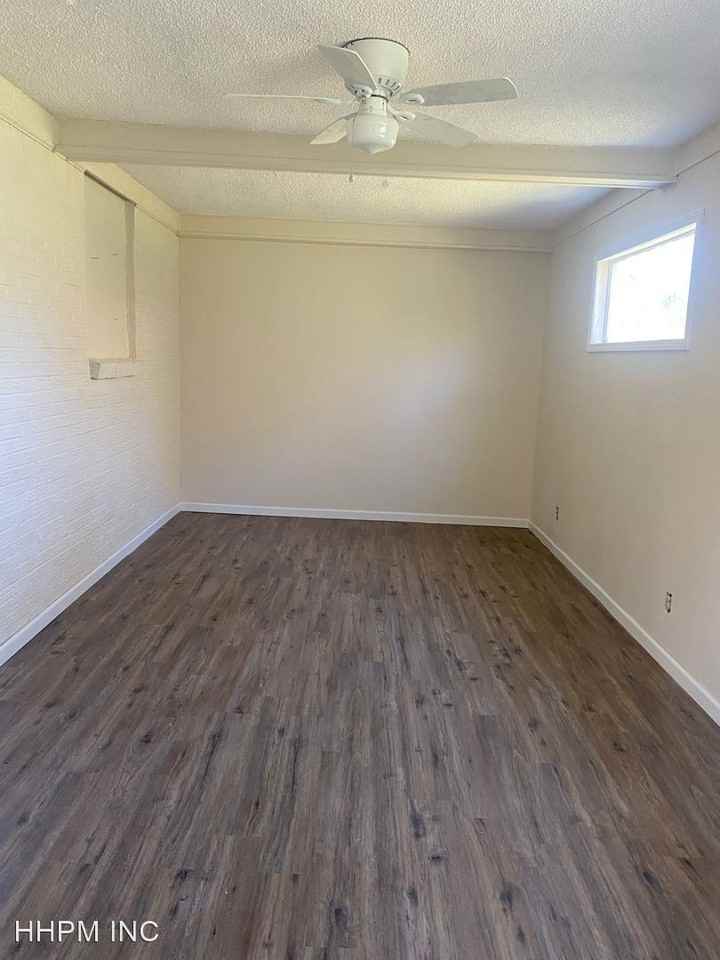 717 High St, Florence, AL 35630 4 Bedroom Apartment for