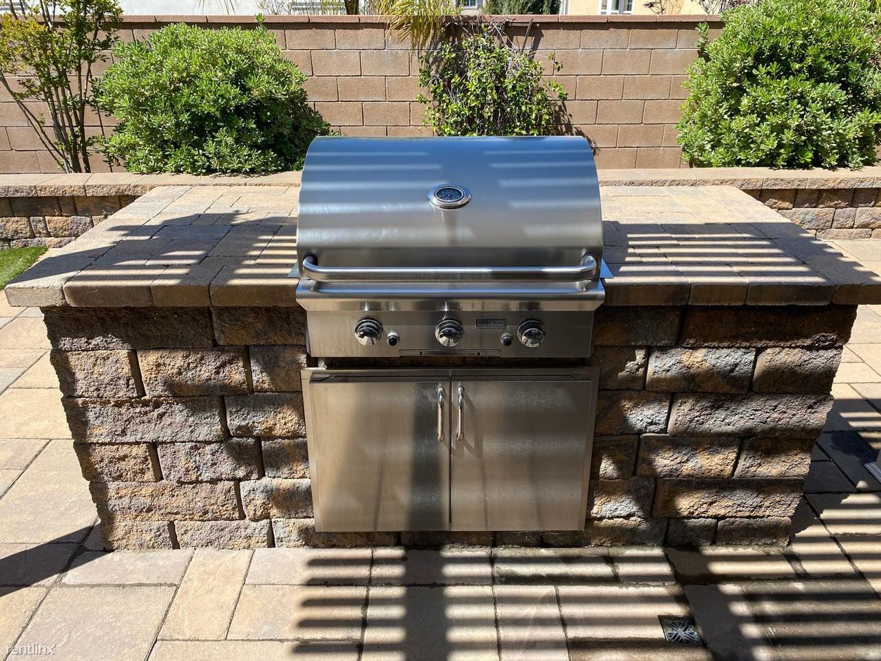 25589 Foxglove Ln - Photo 3 of 48