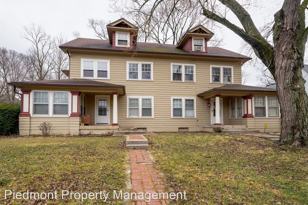 725 Woodruff Place Middle Dr  