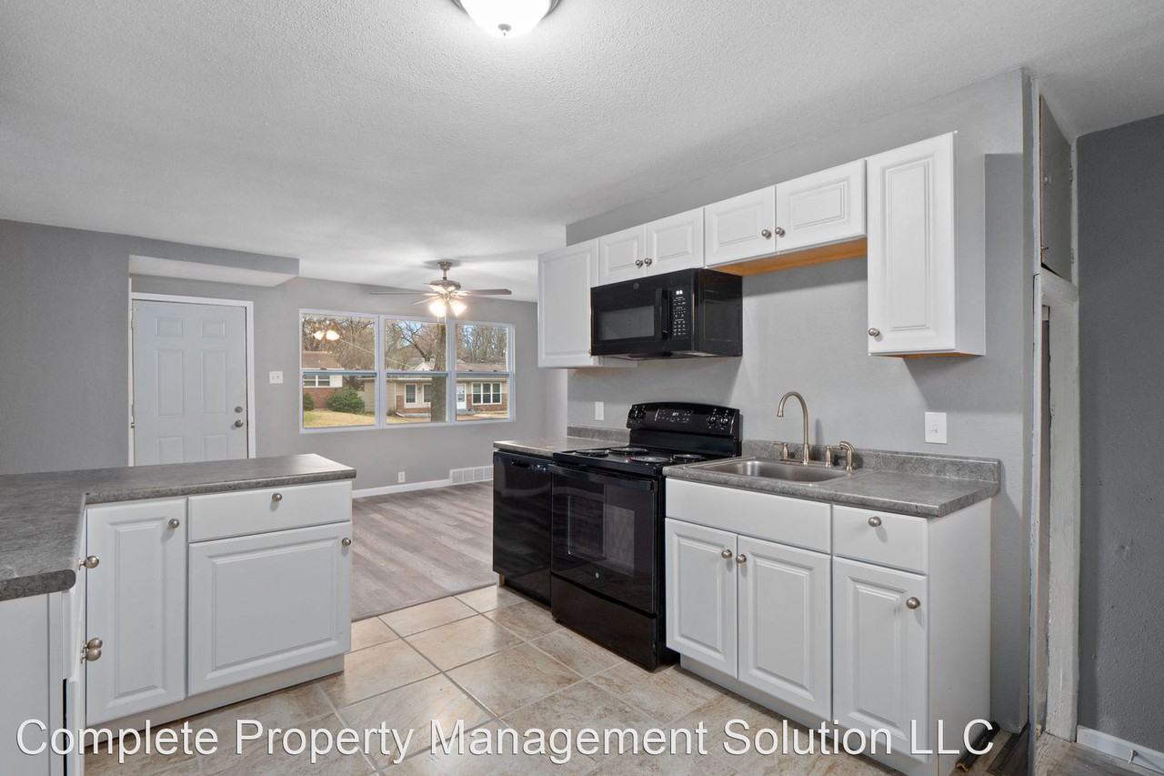 50 Lynn Meadows Ln - Photo 3 of 21