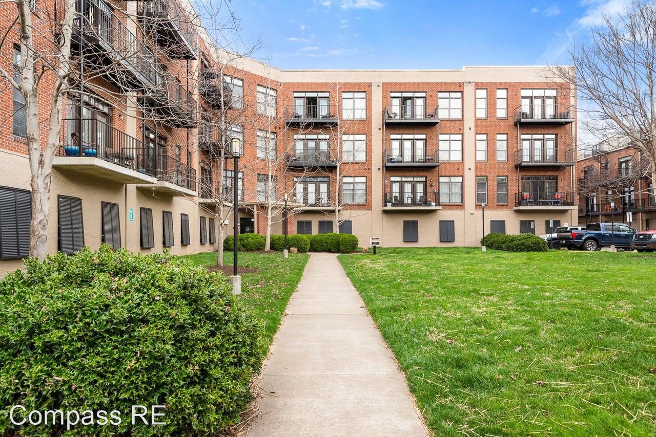 817 3rd Ave N #201