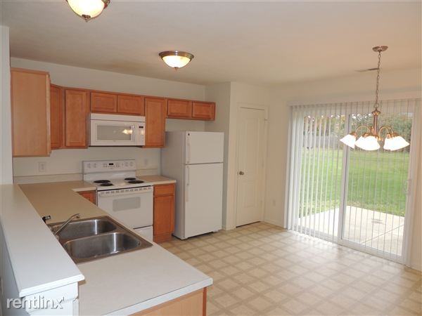 7310 Mosaic Dr - Photo 3 of 12