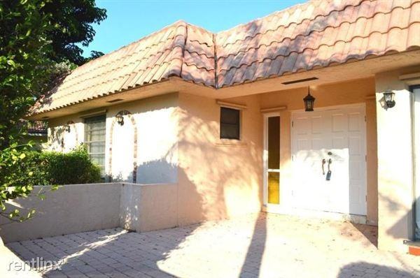 7041 Mallorca Crescent - Photo 2 of 9