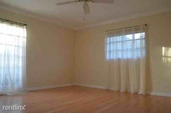 7041 Mallorca Crescent - Photo 3 of 9