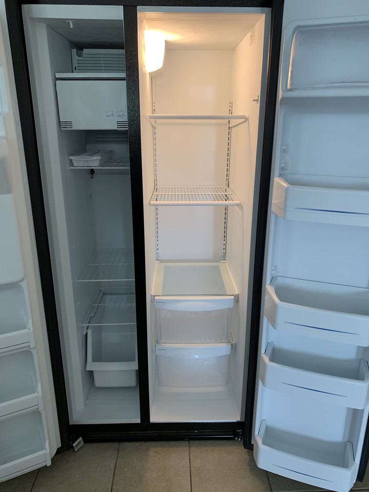 862 Florida Blvd #862 - Photo 3 of 6