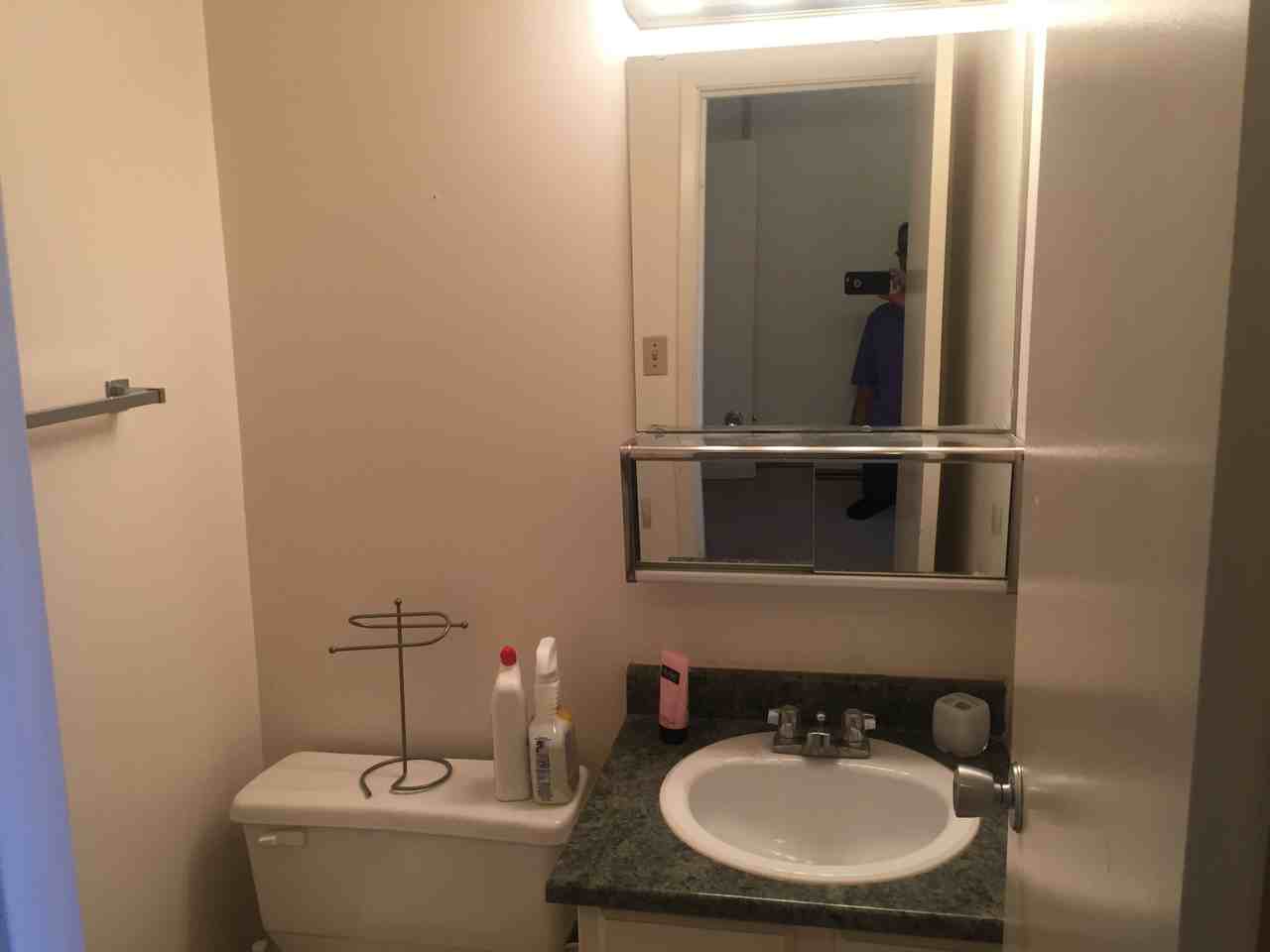 315 Southampton Dr SW, Calgary, AB T2W 2T6 Southampton Drive Southwest - Photo 2 of 9