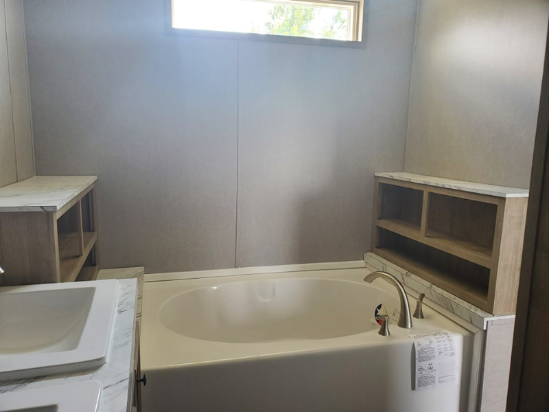 625 E Harding Ave - Photo 2 of 6