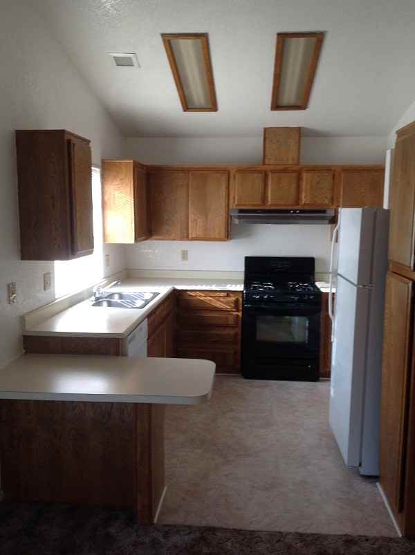 14317 Dover Dr - Photo 2 of 13