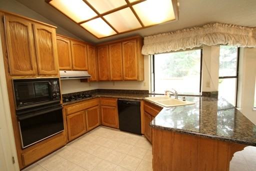 5625 Westside Way - Photo 3 of 18