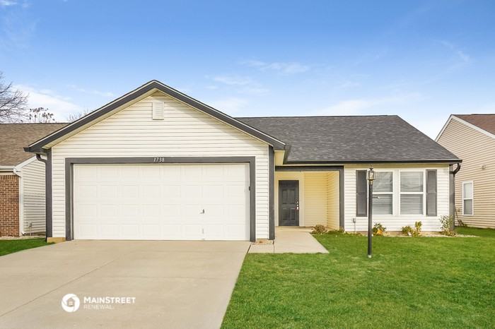 1738 Austin Dr - Photo 2 of 16