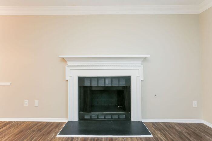 2606 Foxhall Way Se - Photo 2 of 18