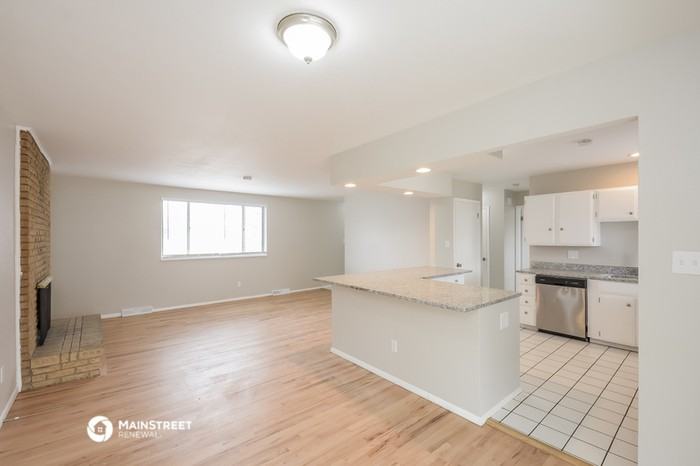 12855 E Alaska Pl - Photo 3 of 18