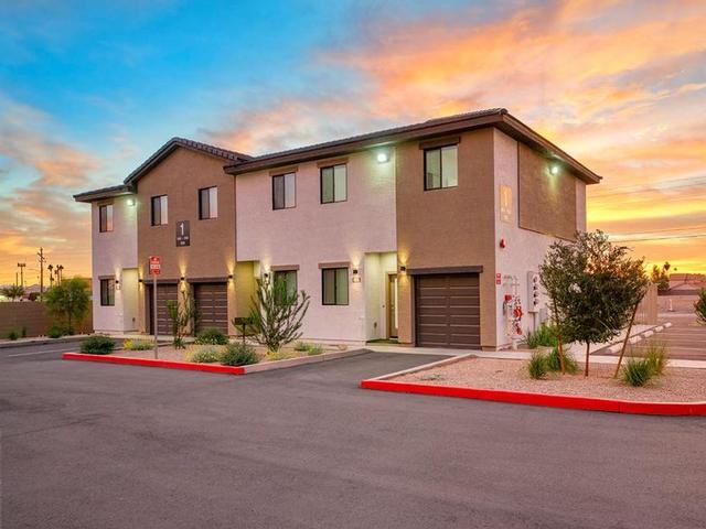 7171 N 27th Ave - Photo 2 of 24