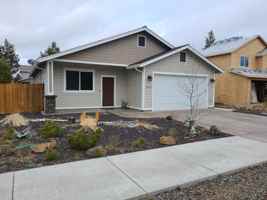 featured image of 16680 Cabin Lake Ln #1