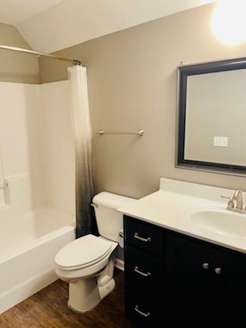 727 1/2 E 10th Ave #1 - Photo 2 of 9