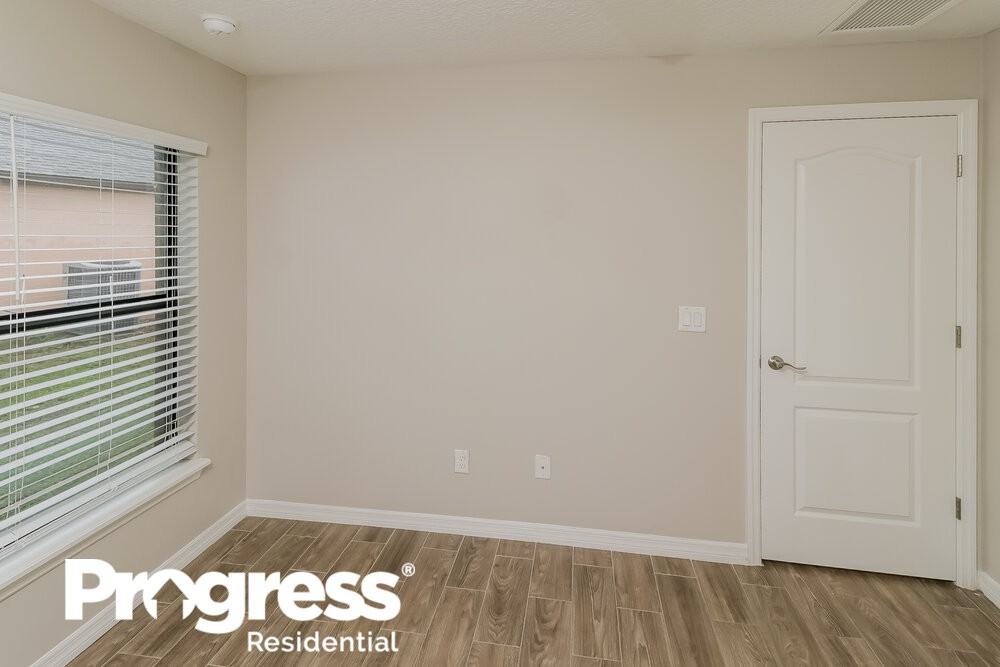 2236 Bracknell Forest Trl - Photo 3 of 6