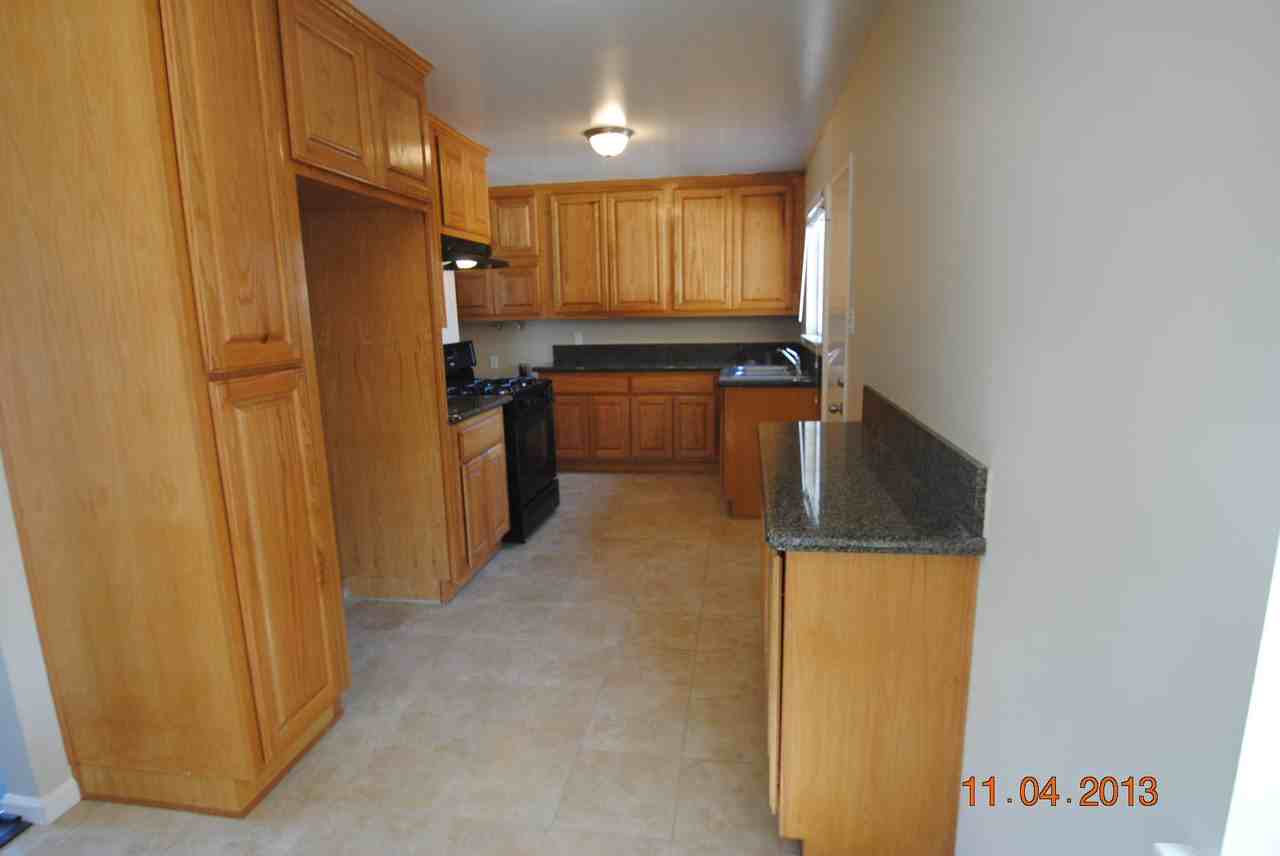 14655 Rath St - Photo 2 of 10