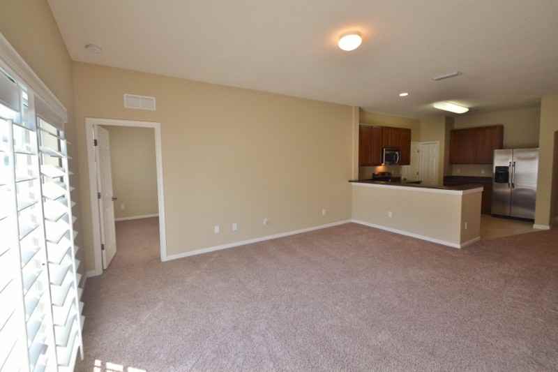 1940 Cove Point Rd - Photo 3 of 9