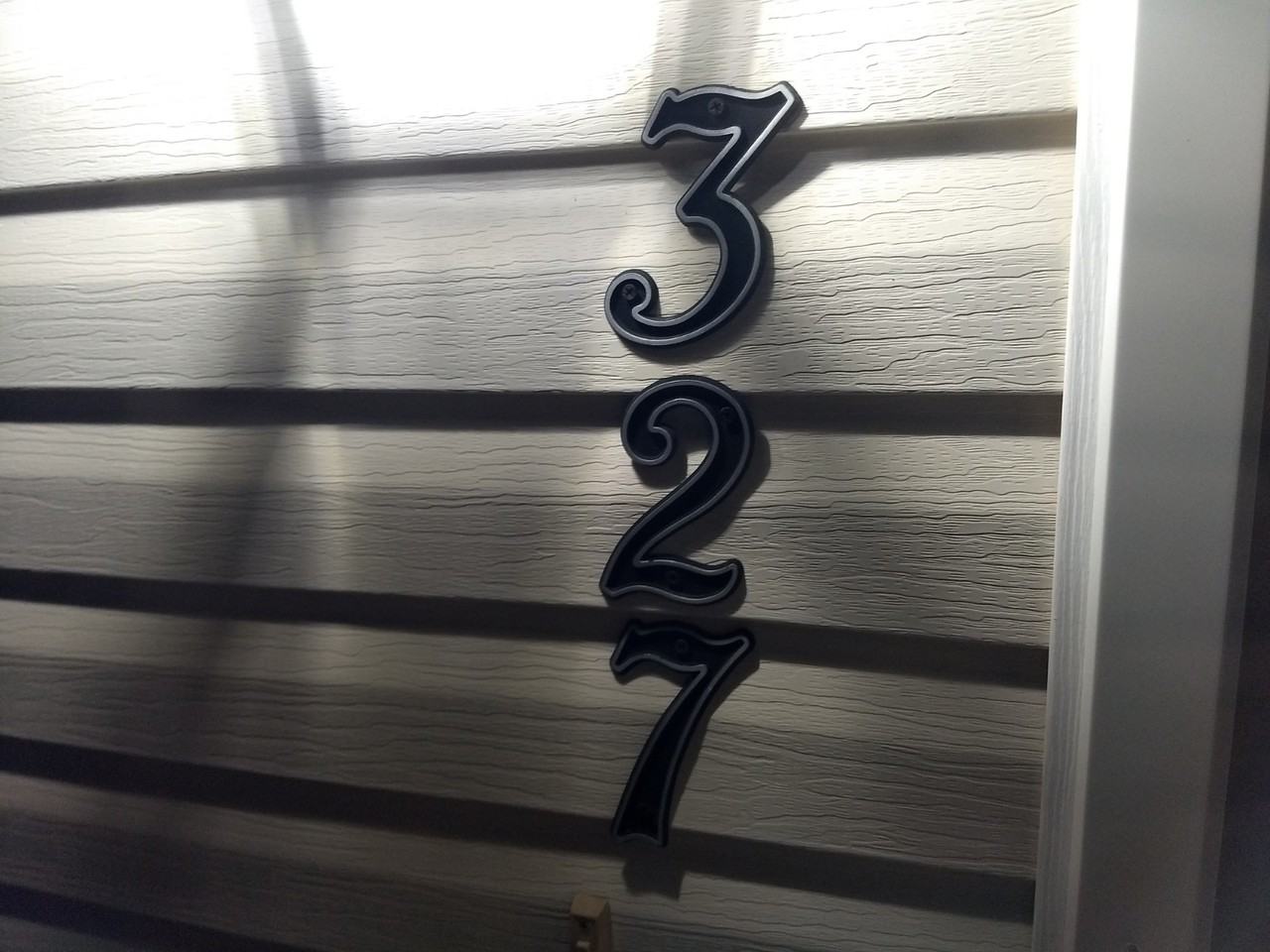 327 Villa Dr - Photo 2 of 27