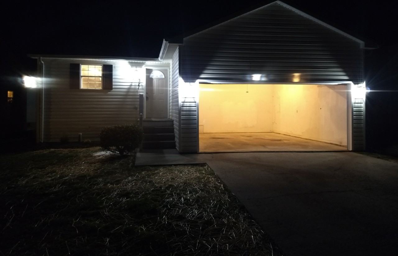 327 Villa Dr - Photo 3 of 27