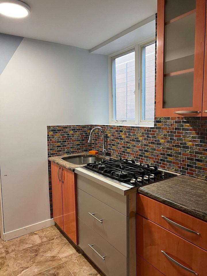 2803 Batchelder St #1C - Photo 2 of 14