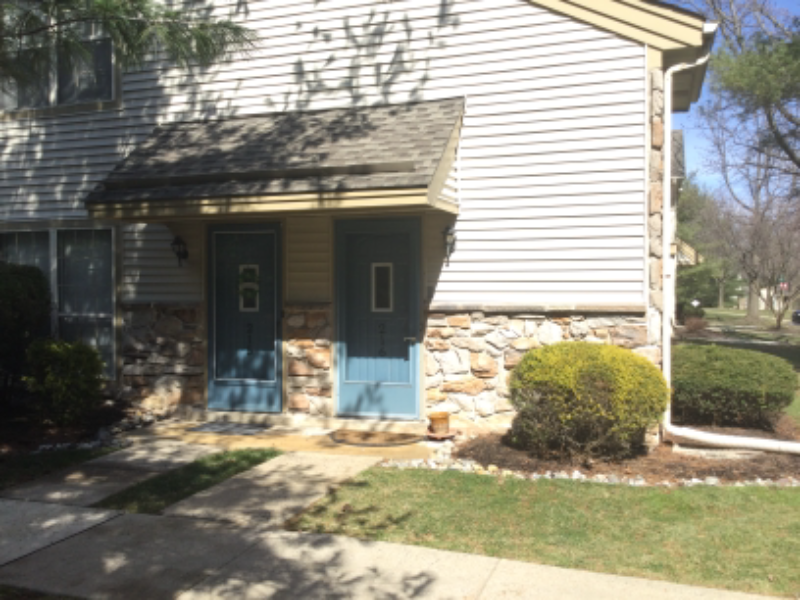 216 Foxmeadow Dr #216 - Photo 3 of 13