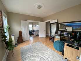 32 Termine Ave #3 - Photo 1 of 1